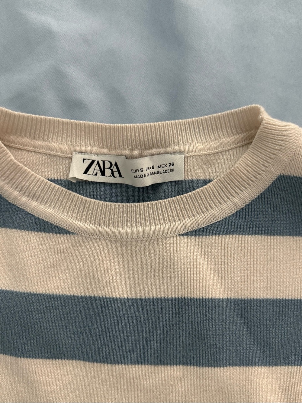 Zara Blue and Cream Striped Knit Crop Top - Picture 2 of 2
